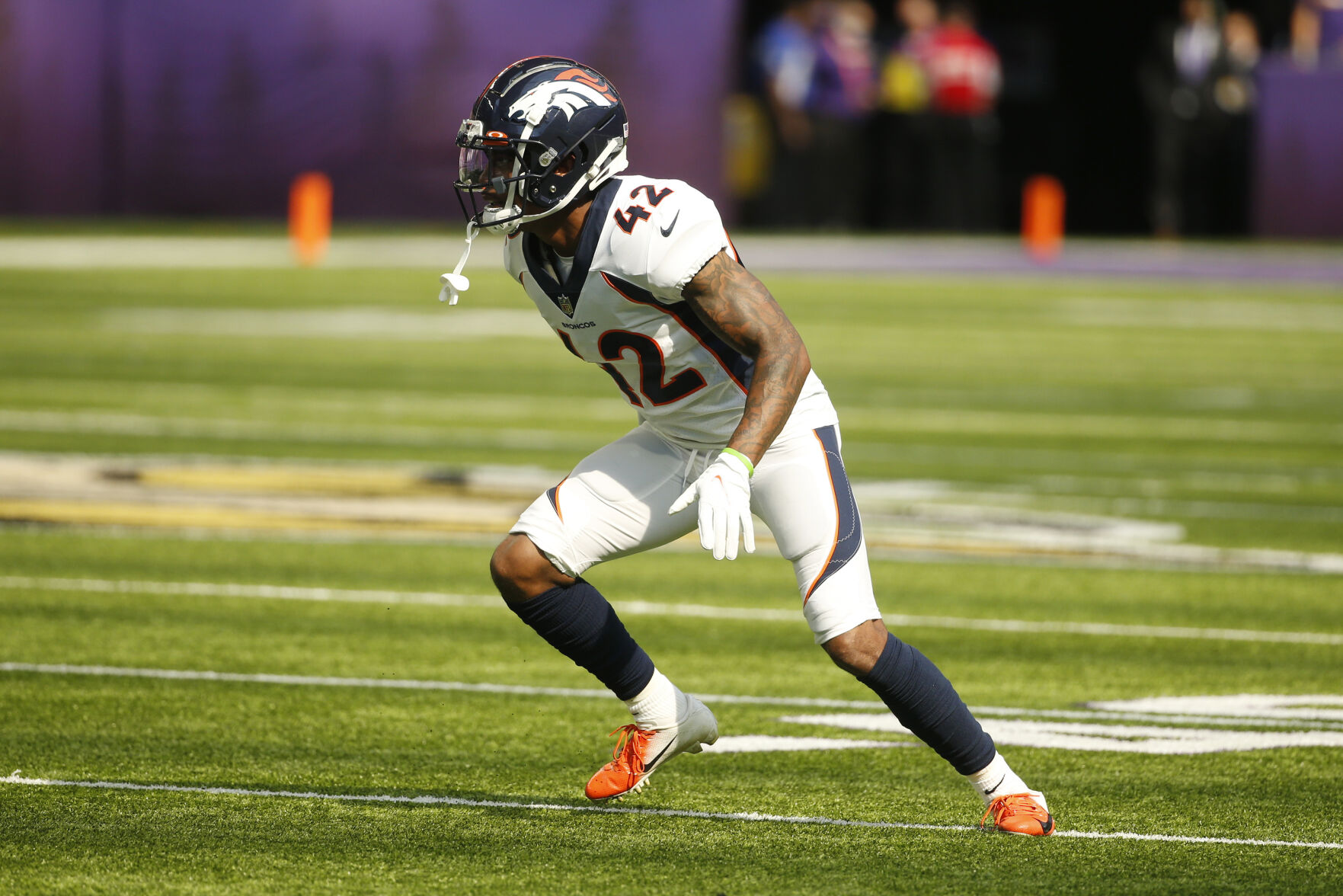 Broncos Vikings Football
